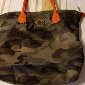 Wonder camouflage tote bag